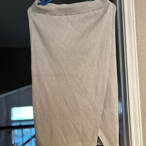 Ribbed skirt